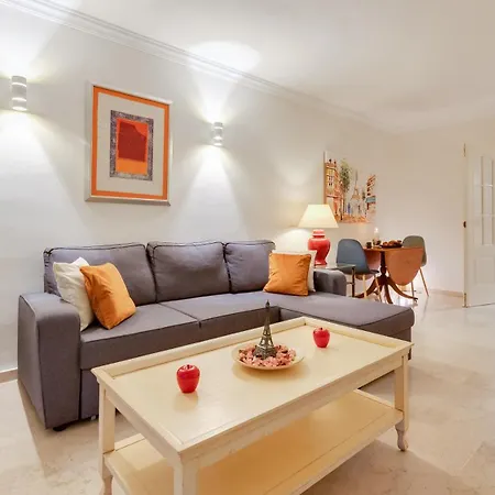 Urban Exclusivity At Puerto Banus