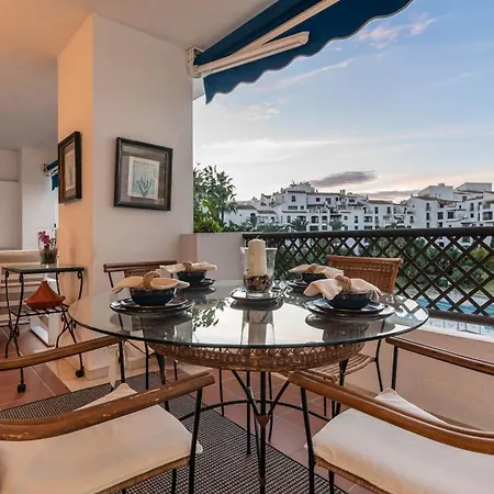 Urban Exclusivity At Puerto Banus Appartement *