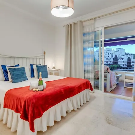 Urban Exclusivity At Puerto Banus 公寓 马尔韦利亚