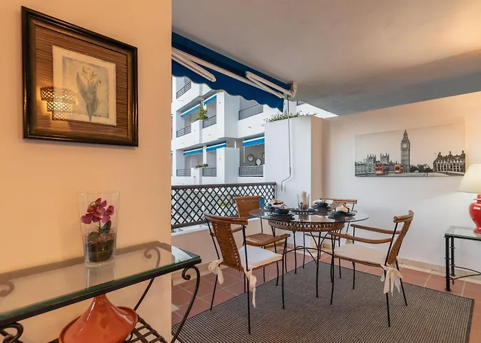 Urban Exclusivity At Puerto Banus *