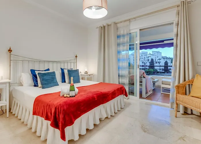 Urban Exclusivity At Puerto Banus Apartment Marbella