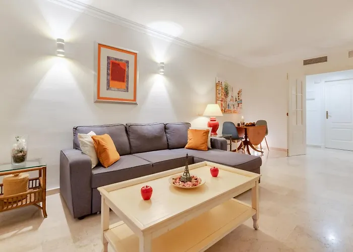 Urban Exclusivity At Puerto Banus