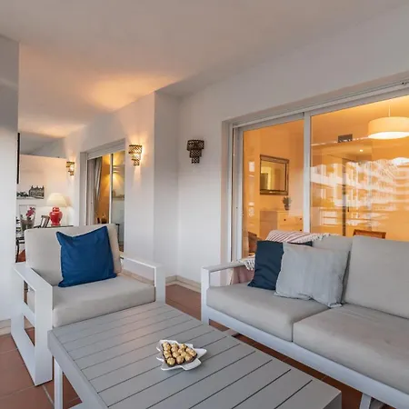 Lejlighed Urban Exclusivity At Puerto Banus *