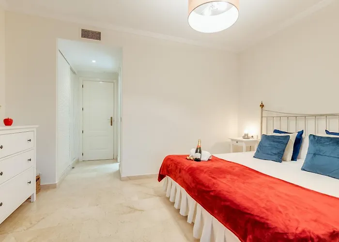 Urban Exclusivity At Puerto Banus * Marbella