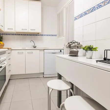 Urban Exclusivity At Puerto Banus マルベーリャ