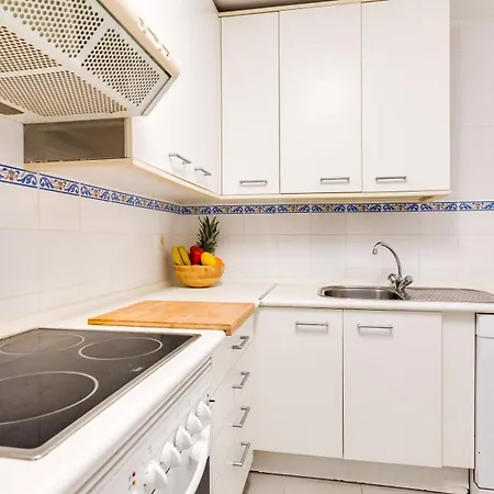 Urban Exclusivity At Puerto Banus * マルベーリャ